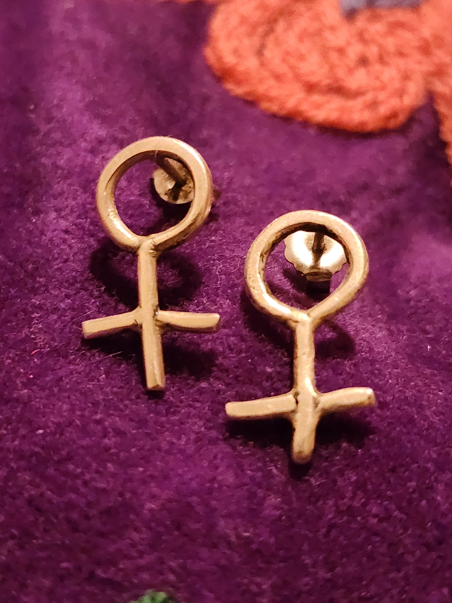 MADE TO ORDER - Femme Studs